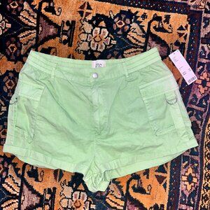NEW BDG Mint Green Cargo Shorts, Size L